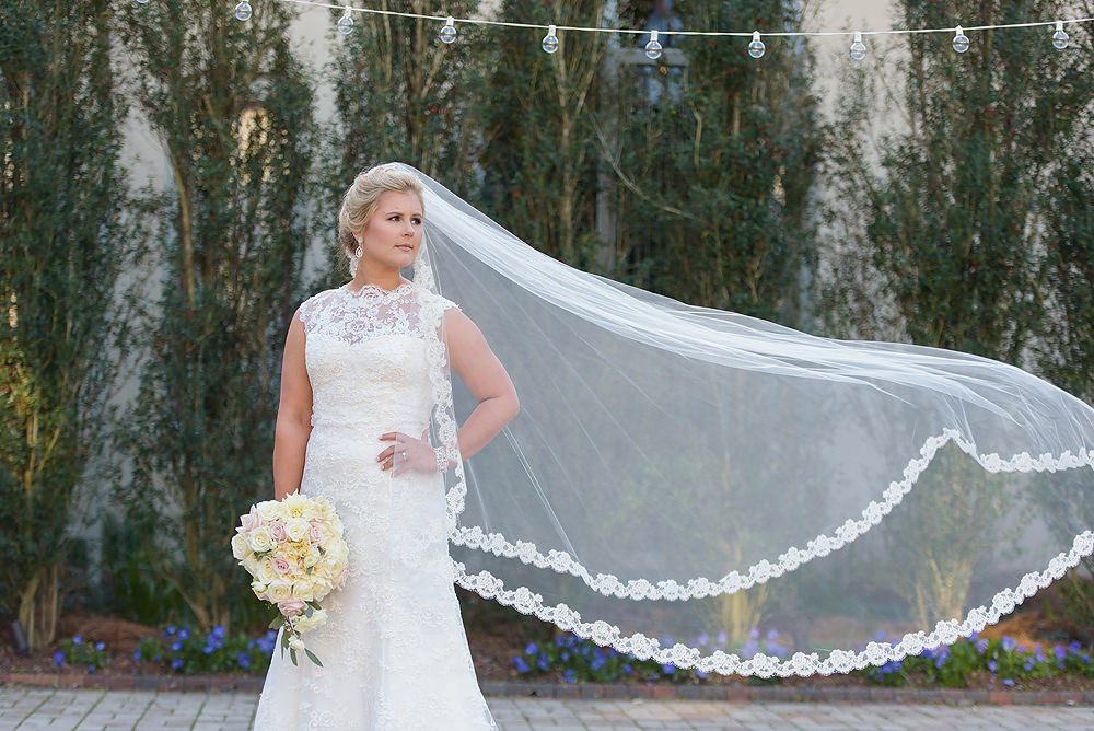 Fleur de lis Event Center Wedding Photographer | Andrew & Melissa