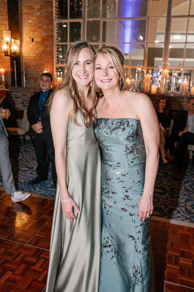 mk_wed_00989